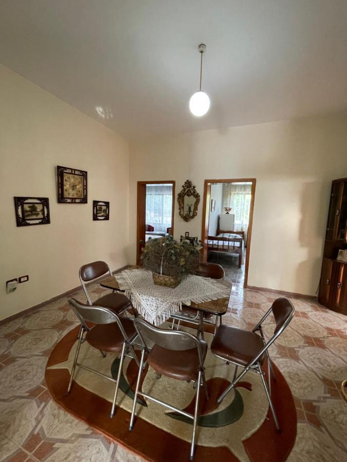 Vila Briart Lägenhet Durrës Exteriör bild