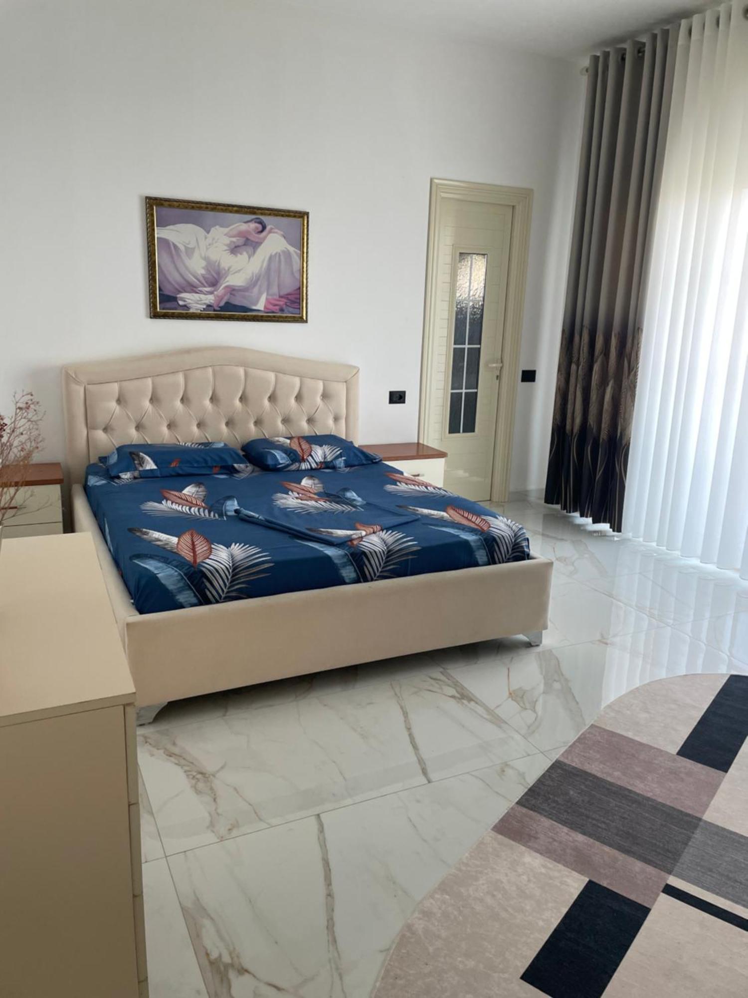 Vila Briart Lägenhet Durrës Exteriör bild
